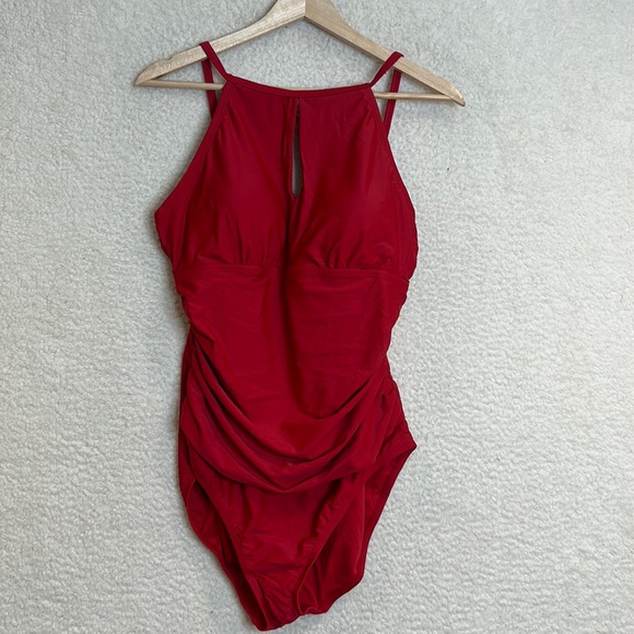 NWOT Womens Bathing Suit One Piece Stretch Dark Red Key Hole XLarge XL - Picture 1 of 7